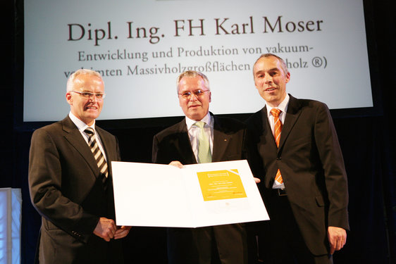von links nach rechts: Gerald Schweighofer, DI FH Karl Moser, Dr. Manfred...