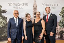 Gerald Schweighofer mit dem Team von ProWood  von links nach rechts: Gerald...